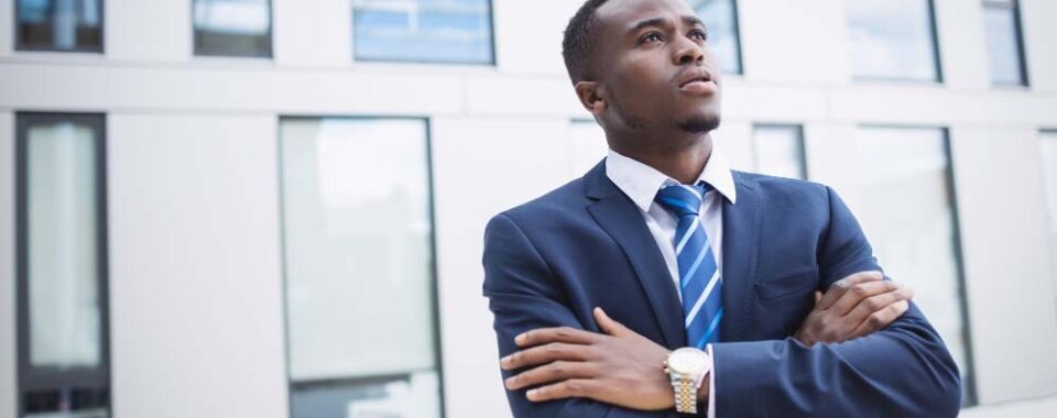 HOW TO POSITION YOURSELF AS A BUSINESS EXECUTIVE OPEN FOR HIRE IN CAMEROON 1 HOW TO POSITION YOURSELF AS A BUSINESS EXECUTIVE